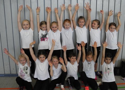 TGA-Mädchen nehmen am Kinder-Cup teil Kinder-Cup 2016